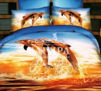 Дельфины в море