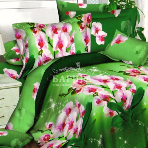 Орхидея в зелени