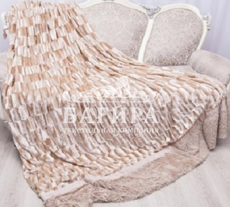 Кремовый с кубиками