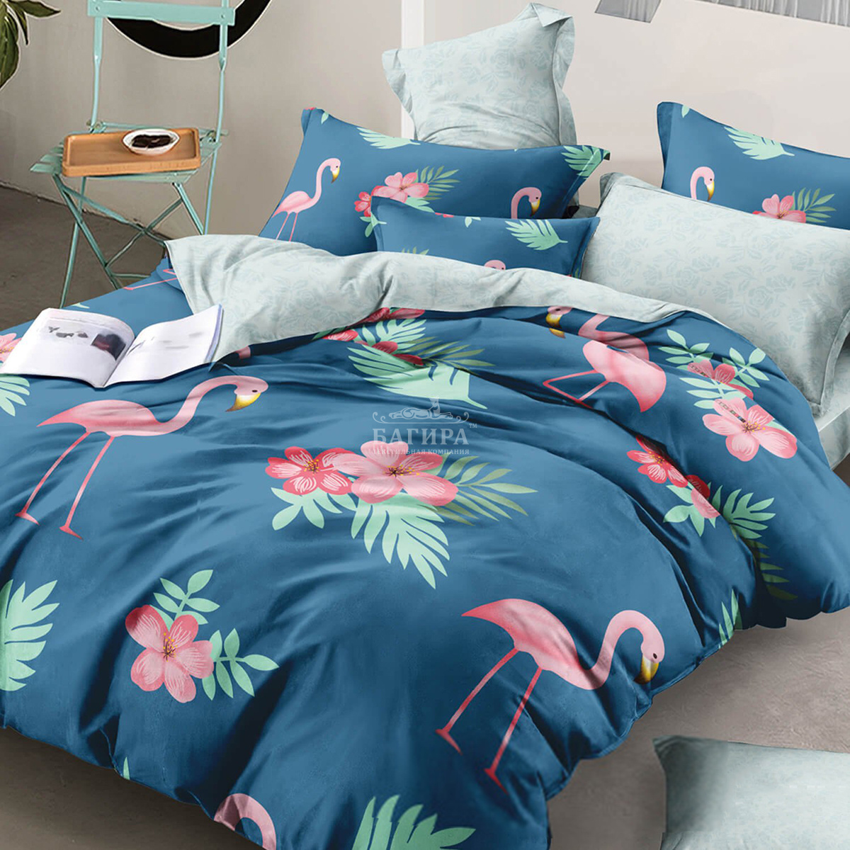 Розовый фламинго