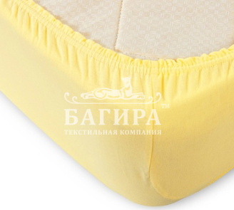 Бледно-желтый