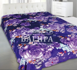 Розы на синем фоне