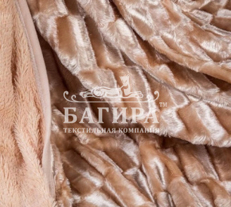 Бежевый с кубиками