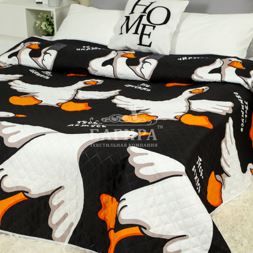 Покрывало "Полисатин" непромокаемое Гусь-обнимусь