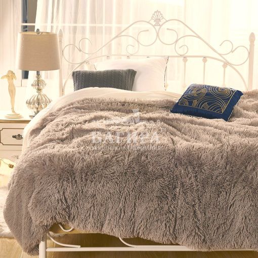 Бледно-коричневый