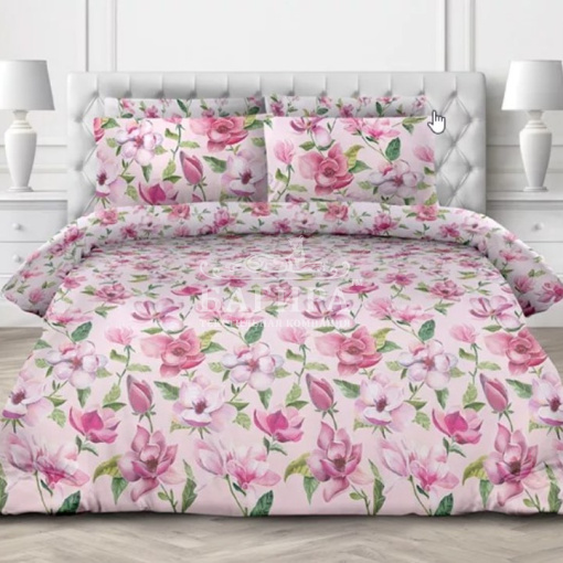 Цветущая магнолия