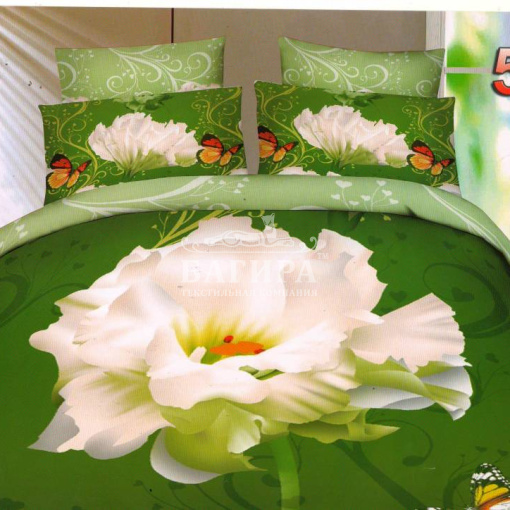 Орхидея в зелени