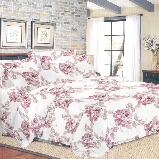 Пионы на белом