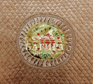 Золотой Век Бежевый с красным