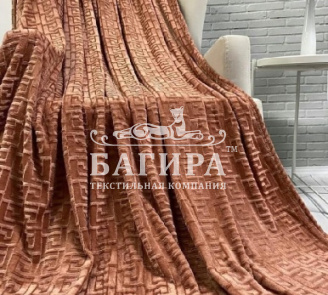 Бежево-красный