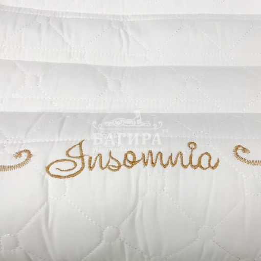 Подушка "Анатомическая" стеганая, с вышивкой, с семенами кассии №25